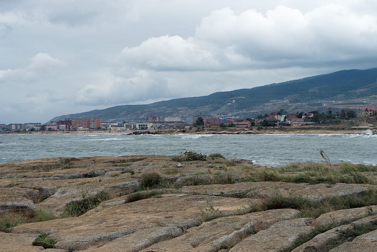 Побережье Каспийского моря в Дагестане